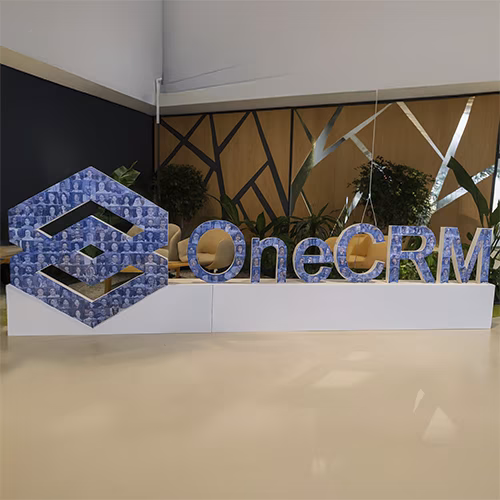3D selfie sculpture mosaic display at a corporate event in Dubai with guest photos forming a 360-degree interactive art installation