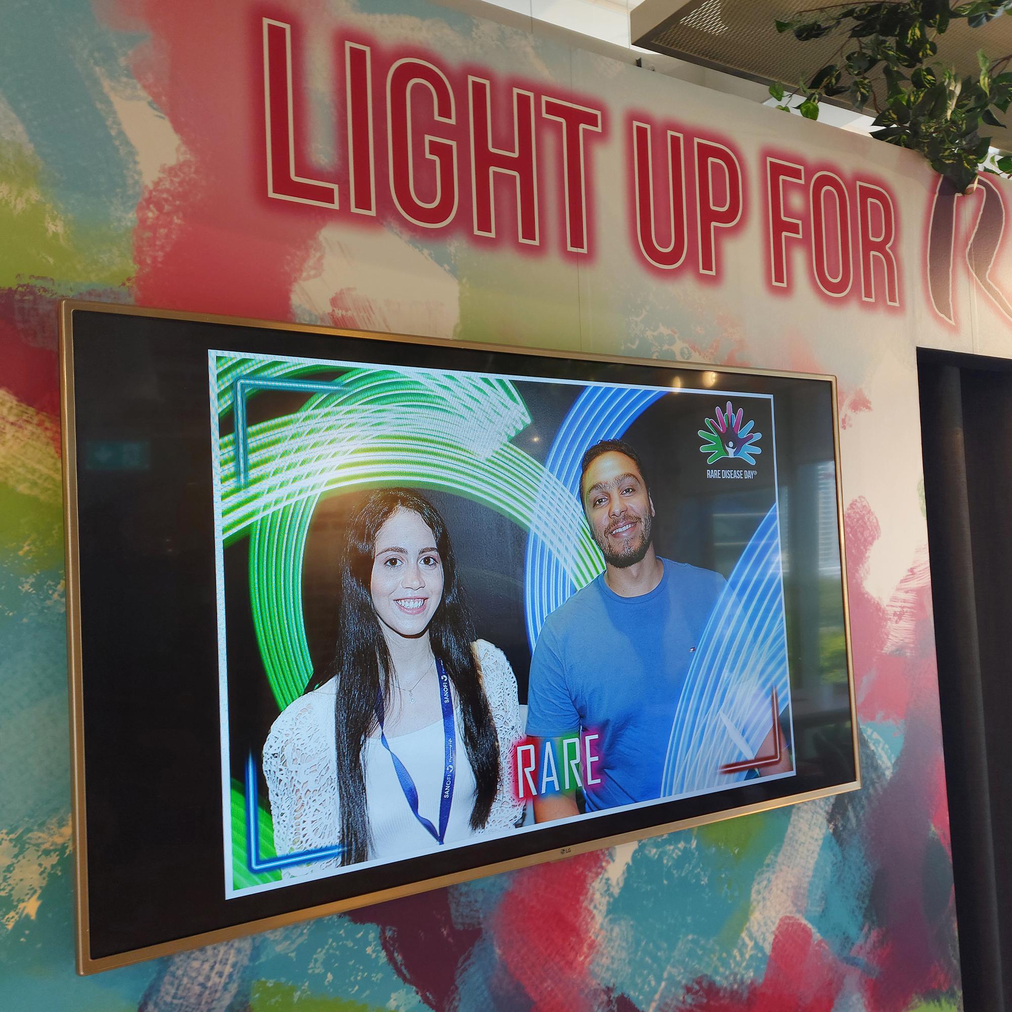 CREATE GLOWING MASTERPIECES WITH NEON EFFECTS! PERFECT FOR NIGHT EVENTS & WEDDINGS IN DUBAI. BOOK NOW!