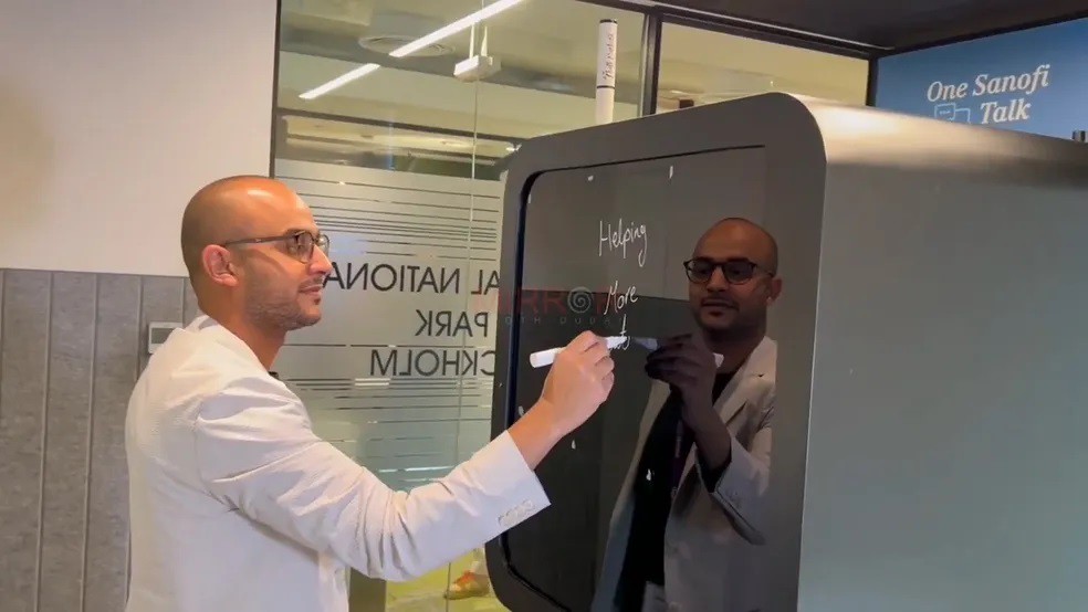 CAPTION CAM DUBAI: GUESTS CREATE REAL-TIME BRANDED VIDEOS! DRAW, WRITE & SHARE INSTANTLY. PERFECT FOR EVENTS & ACTIVATIONS. BOOK THIS VIRAL EXPERIENCE NOW!"