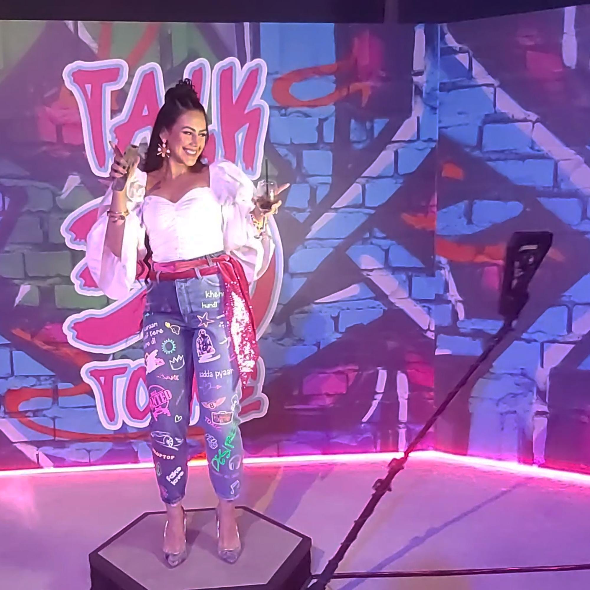 360 BOOTH DUBAI: CAPTURE STUNNING 360° SLOW-MO VIDEOS! PERFECT FOR EVENTS & BRAND ACTIVATIONS. CREATE VIRAL, SHAREABLE MOMENTS. BOOK NOW